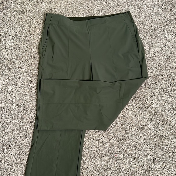 Athleta army green pants size 18 - Picture 5 of 10